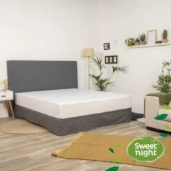 SWEET NIGHT Protege Matelas Imperméable Anti-acariens Traitement Végétal Greenfirst - 180 X 200 Cm - Blanc -DODO Soldes Magasin sweet night protege matelas impermeable anti acariens traitement vegetal greenfirst 180 x 200 cm blanc 3377720104729 759833
