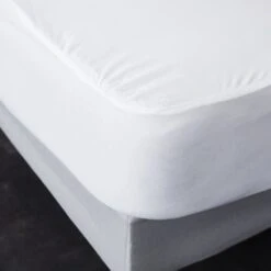 SWEETNIGHT Protege-matelas Imperméable AXEL 160x200 Cm - Blanc -DODO Soldes Magasin sweetnight protege matelas impermeable axel 160x200 cm blanc 3377720076125 513992