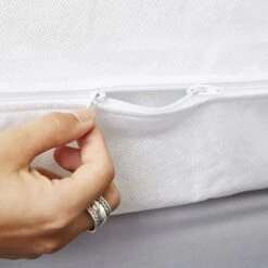 SWEETNIGHT Rénove Matelas ALLERGOSTOP 90x190/200 Cm, Housse Intégrale, Anti-acariens Et Anti-punaises De Lit -DODO Soldes Magasin sweetnight renove matelas allergostop 90x190 200 cm housse integrale anti acariens et anti punaises de lit 3377720083482 514161